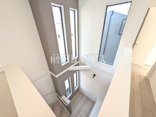 18号棟　2階ホール　【武蔵村山市大南１丁目】