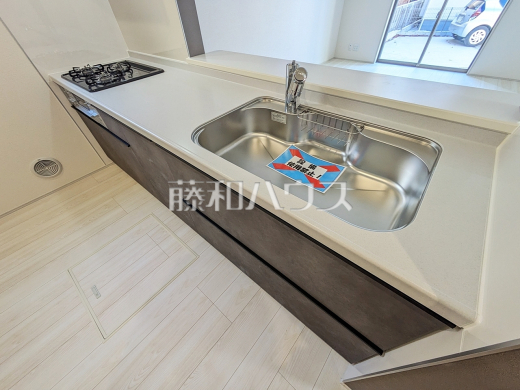 2号棟　キッチン　【八王子市大和田町３丁目】