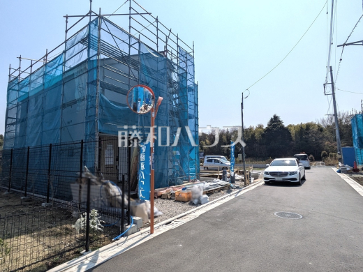 接道状況および現場風景　【三鷹市大沢２丁目】