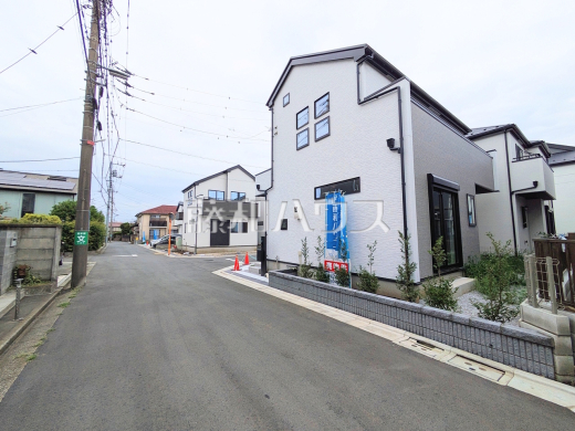 接道状況および現場風景 【三鷹市大沢2丁目】