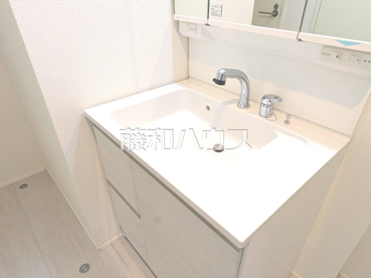 1号棟　洗面室　【三鷹市大沢２丁目】