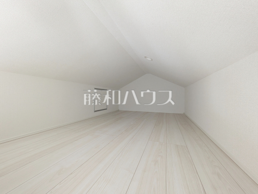 1号棟　ロフト　【三鷹市大沢２丁目】