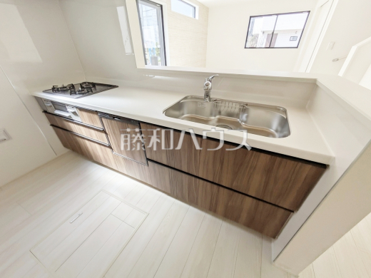 1号棟　キッチン　【三鷹市大沢２丁目】