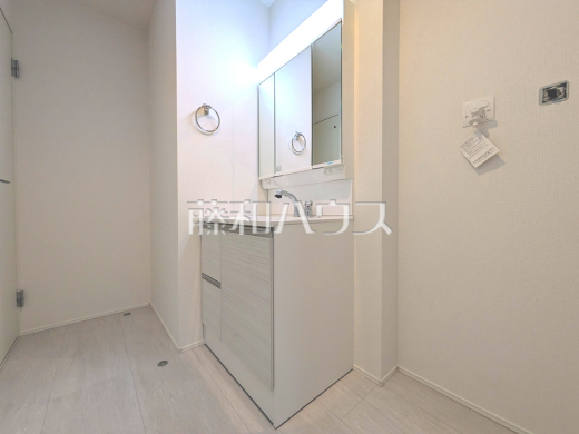 1号棟　洗面室　【三鷹市大沢２丁目】