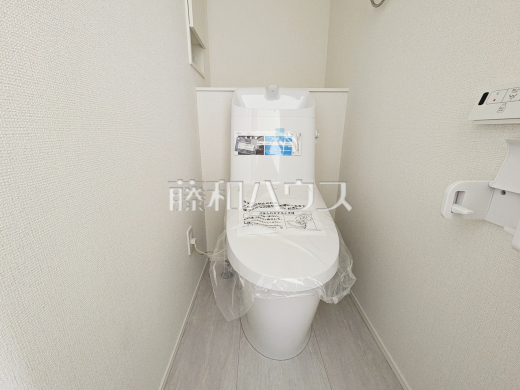 11号棟　トイレ　【三鷹市大沢２丁目】