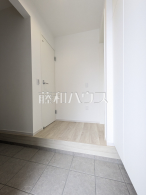 4号棟　玄関ホール　【志木市中宗岡５丁目】
