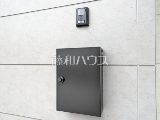 4号棟　TVモニター付きインターホン・郵便ポスト　【志木市中宗岡５丁目】