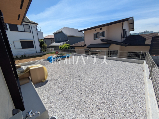 庭　【小平市鈴木町１丁目】