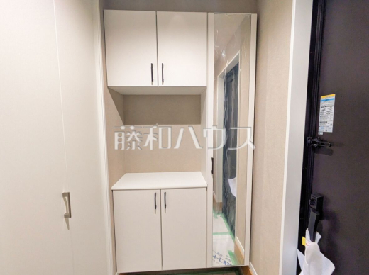 A号棟　玄関　【小平市鈴木町１丁目】