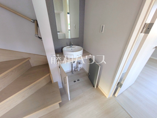 6号棟　手洗い場　【小平市小川町１丁目】