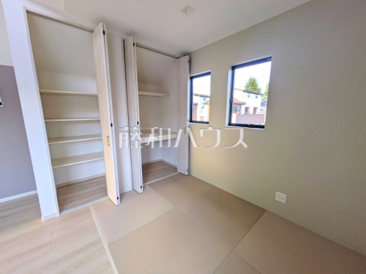 6号棟　収納　【小平市小川町１丁目】