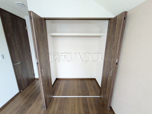 8号棟　収納　【小平市小川町１丁目】