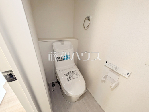 10号棟　トイレ　【日野市平山４丁目】