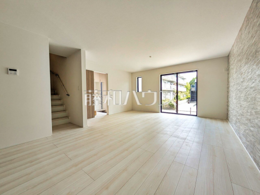 11号棟　リビング　【日野市平山４丁目】