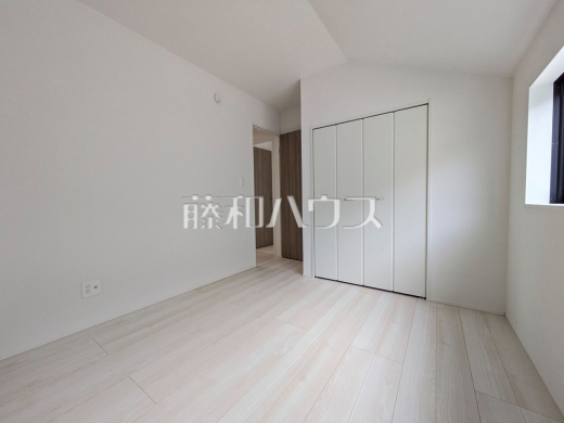 11号棟　居室　【日野市平山４丁目】