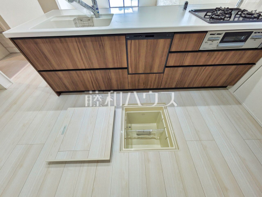 11号棟　キッチン　【日野市平山４丁目】