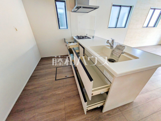 14号棟　キッチン　【日野市平山４丁目】