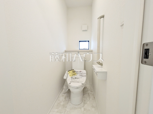 B号棟　トイレ　【日野市落川】