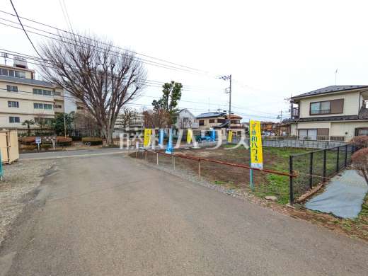 接道状況および現場風景　夜間や平日の見学も可能です。お客様のお家探しを徹底的にサポートいたしますのでお気軽にお問い合わせください。【立川市幸町５丁目】