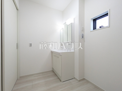 3号棟　洗面室　【和光市白子３丁目】