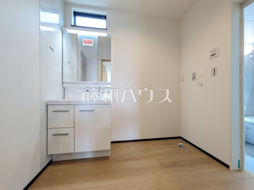 3号棟　洗面室　【三鷹市北野２丁目】