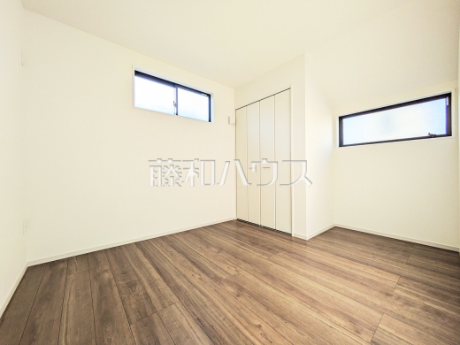 ≪居室≫　【狛江市岩戸南３丁目】