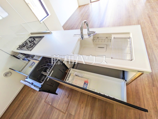 キッチン　【狛江市岩戸南３丁目】