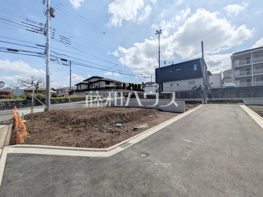 フリースタイル分譲地で、個性あふれる住まいを実現いたしませんか？　【多摩市連光寺２丁目】