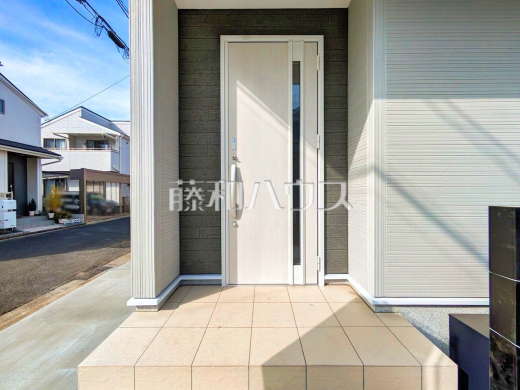 玄関　【西東京市北町３丁目】