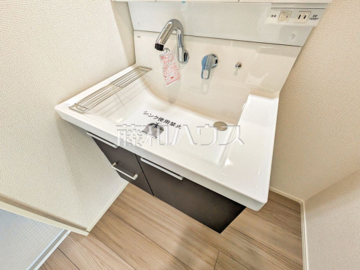 洗面室　【西東京市北町３丁目】