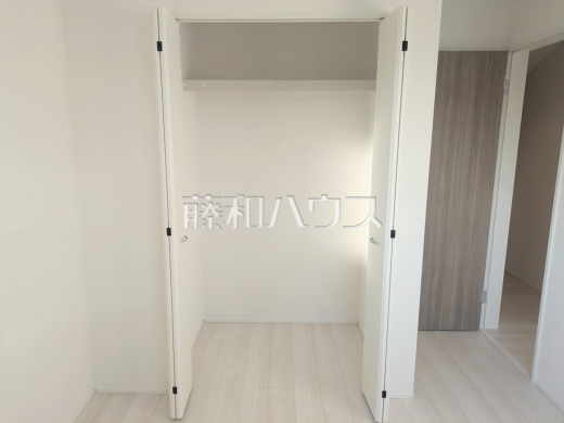 4号棟　収納　【府中市多磨町２丁目】