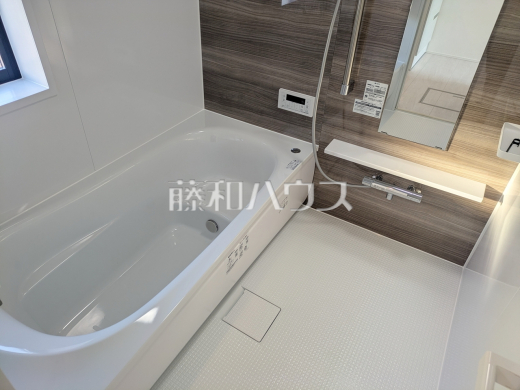 4号棟　浴室　【府中市多磨町２丁目】