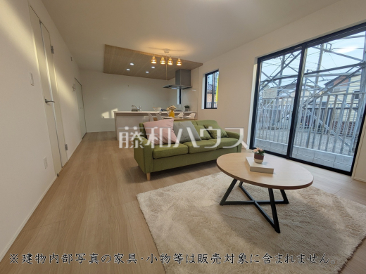 6号棟　リビング　【府中市多磨町２丁目】