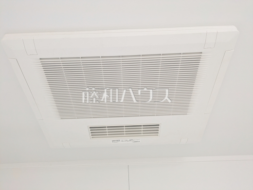 浴室暖房換気乾燥機　浴室暖房換気乾燥機