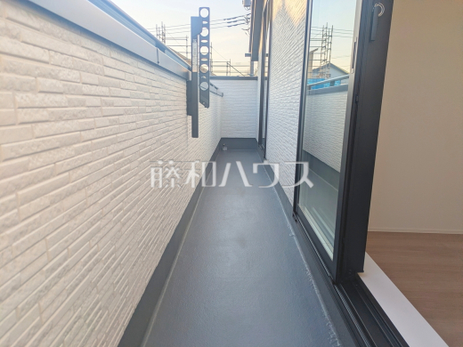 6号棟　バルコニー　【府中市多磨町２丁目】