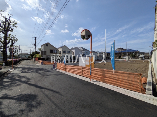 接道状況および現場風景　【三鷹市上連雀９丁目】