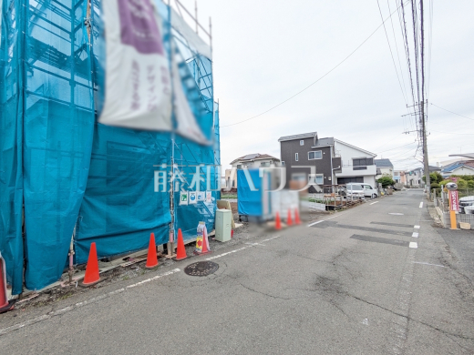 接道状況および現場風景　【東村山市秋津町２丁目】