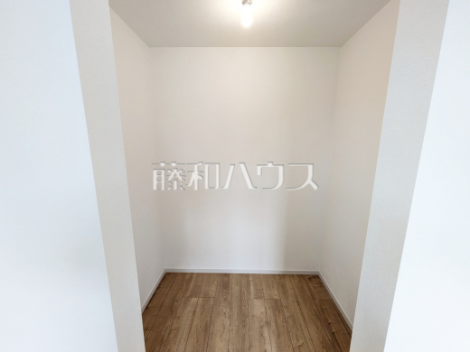 収納　【日野市日野台４丁目】