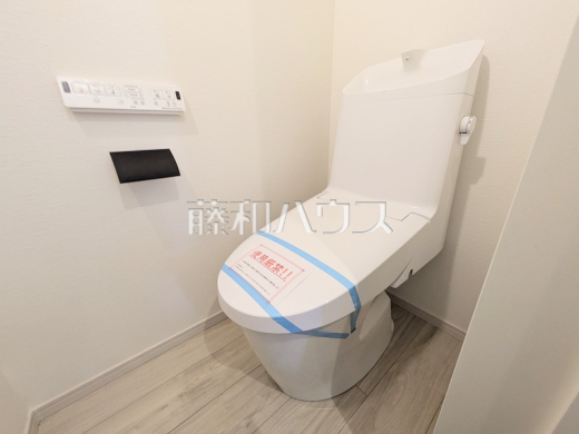 1号棟　トイレ　【府中市分梅町１丁目】