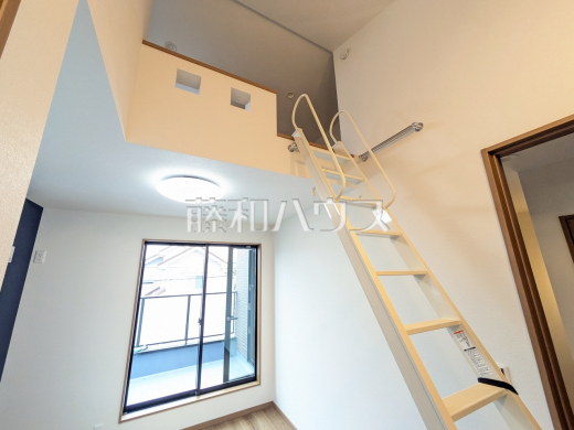 C号棟　収納　【日野市大字石田】