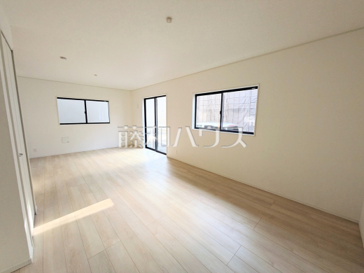 1号棟　リビング　【朝霞市宮戸３丁目】