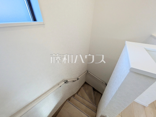 1号棟　階段　【朝霞市宮戸３丁目】