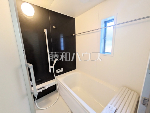 1号棟　落ち着いた色合いで疲れたからだを癒す、贅沢なくつろぎ空間です。　【朝霞市宮戸３丁目】