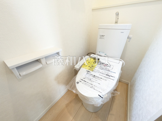 4号棟　トイレ　【朝霞市宮戸３丁目】