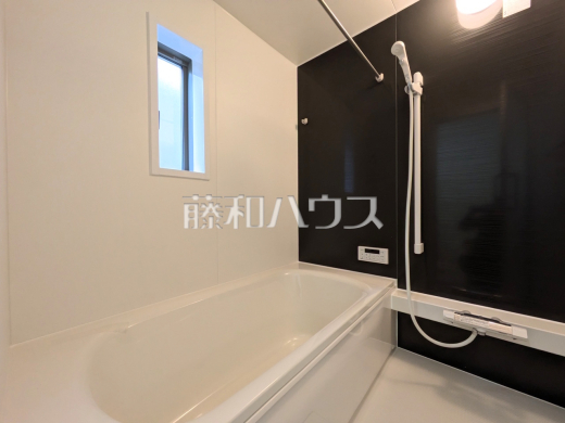 4号棟　浴室　【朝霞市宮戸３丁目】