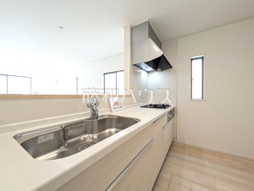 5号棟　キッチン　【朝霞市宮戸３丁目】