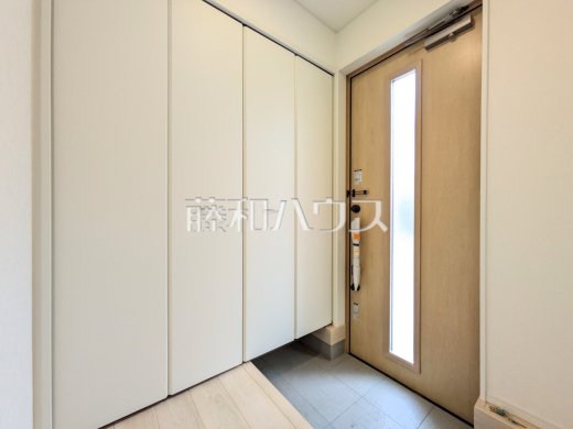 6号棟　玄関　【朝霞市宮戸３丁目】