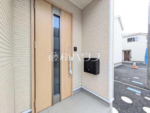 6号棟　玄関　【朝霞市宮戸３丁目】