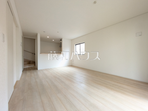 7号棟　リビング　【朝霞市宮戸３丁目】