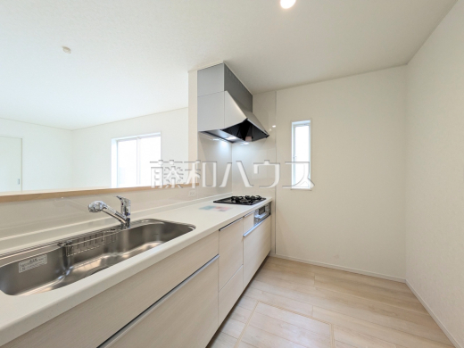 9号棟　キッチン　【朝霞市宮戸３丁目】